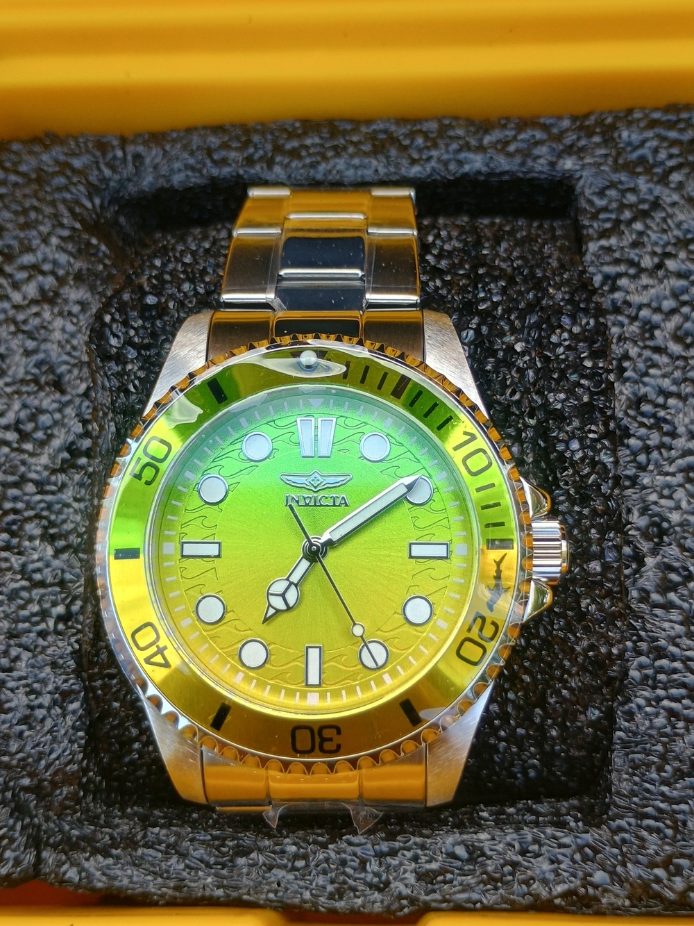 50936 - INVICTA Pro Diver Men 43mm Stainless Steel Steel Yellow+Green+Gradient